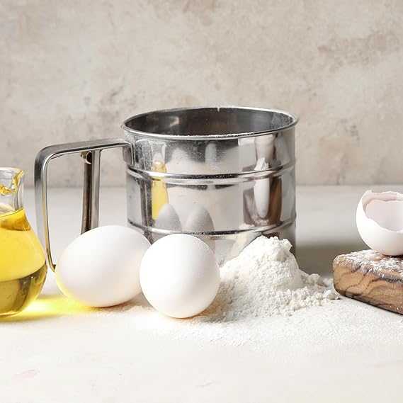 Stainless Steel Flour Sifter with Double Layer Fine Mesh